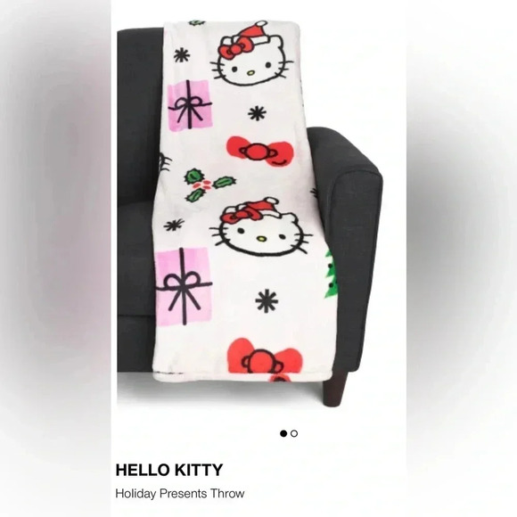 HELLO KITTY PINK PRESENTS THROW Christmas Winter 2024 - Picture 1 of 6